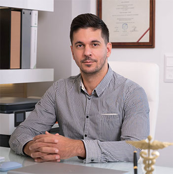 Μπέης Ιωάννης - Ουρολόγος