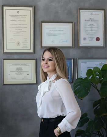 Μαρκουτσάκη Νίνα